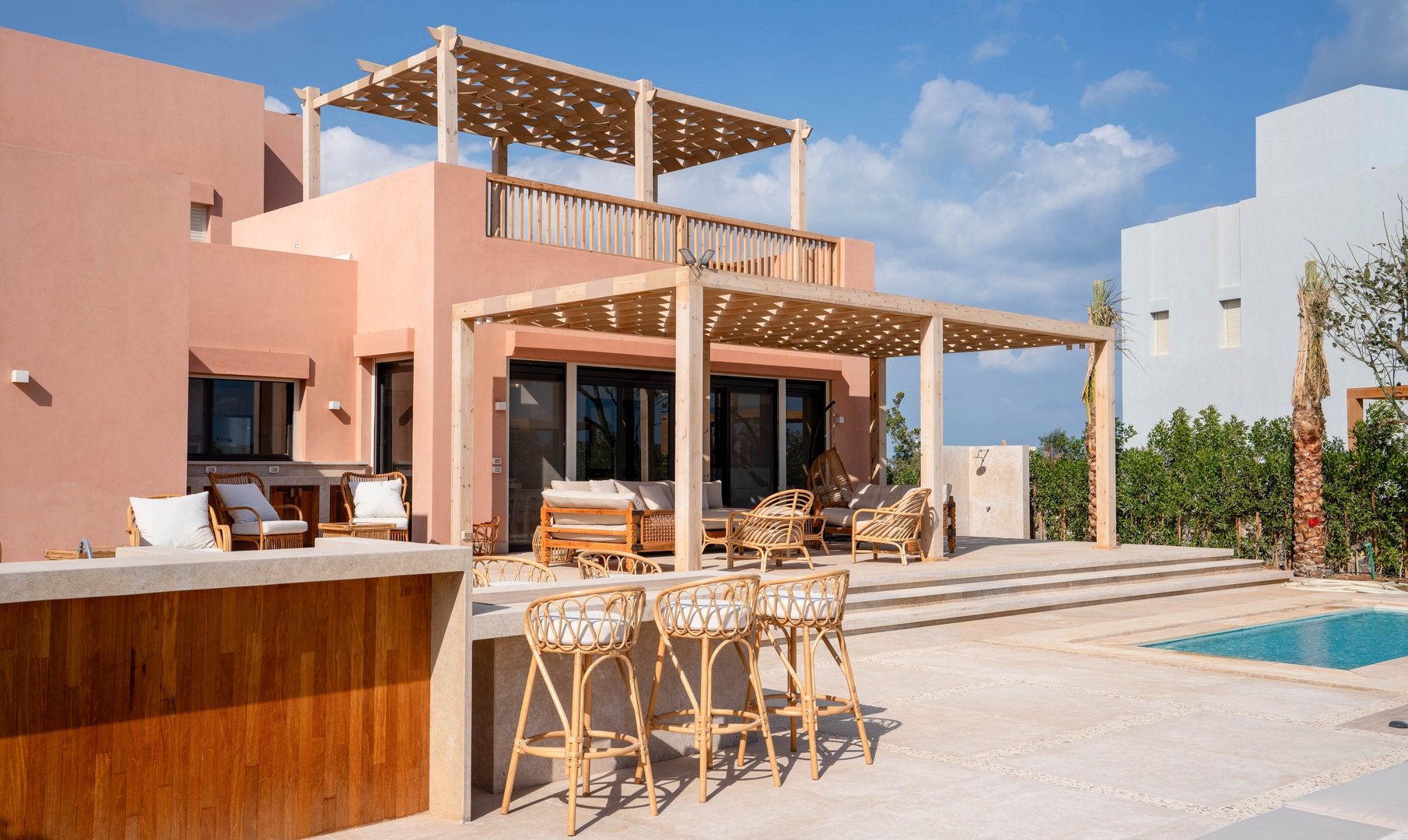 El Gouna villa outdoor bar and pool terrace