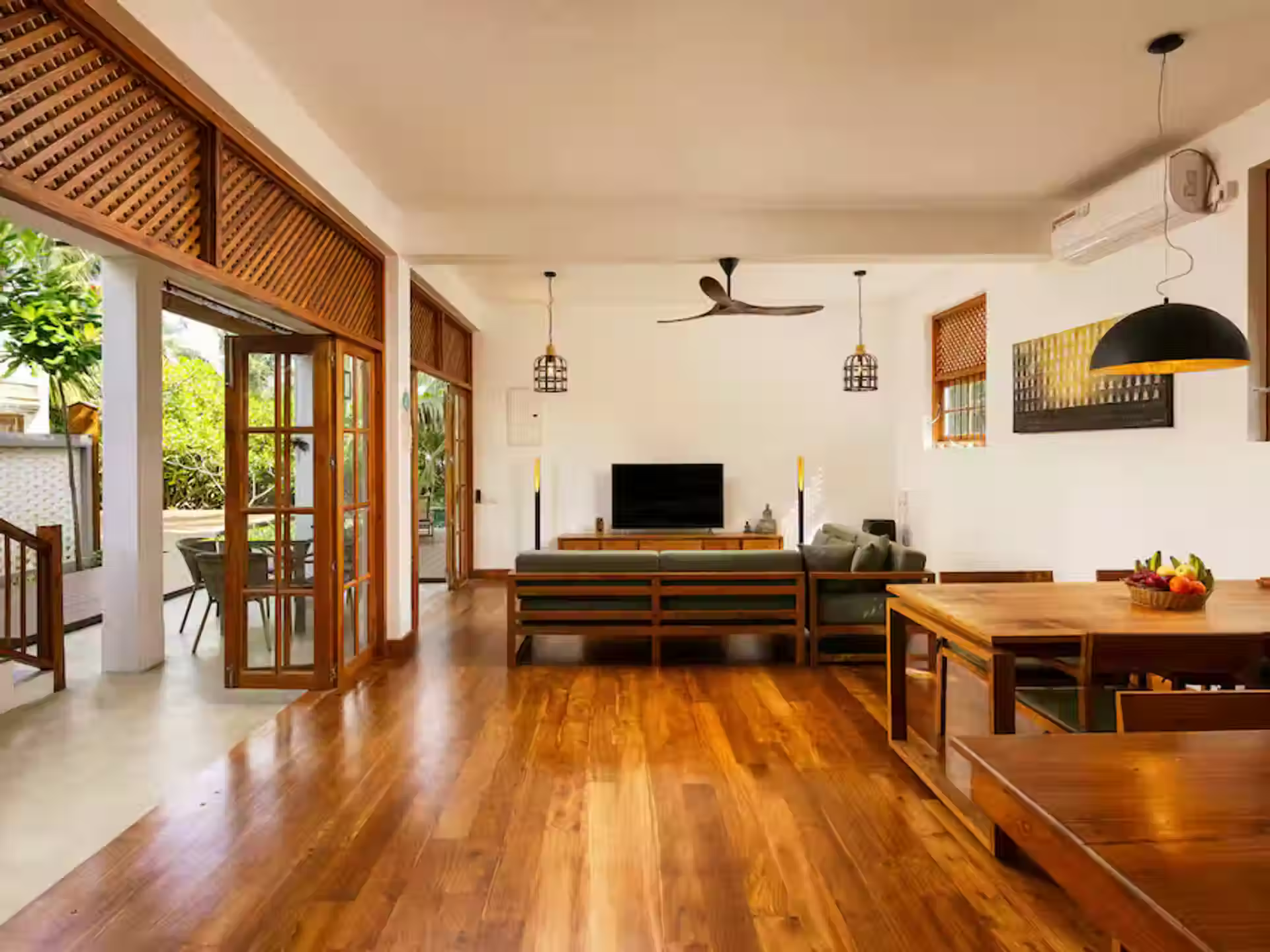 Kalpitiya villa open-plan living room