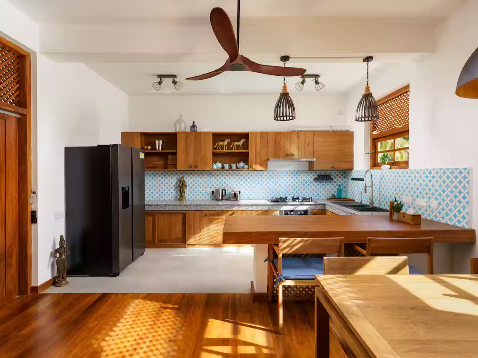 Kalpitiya villa kitchen with blue tiles
