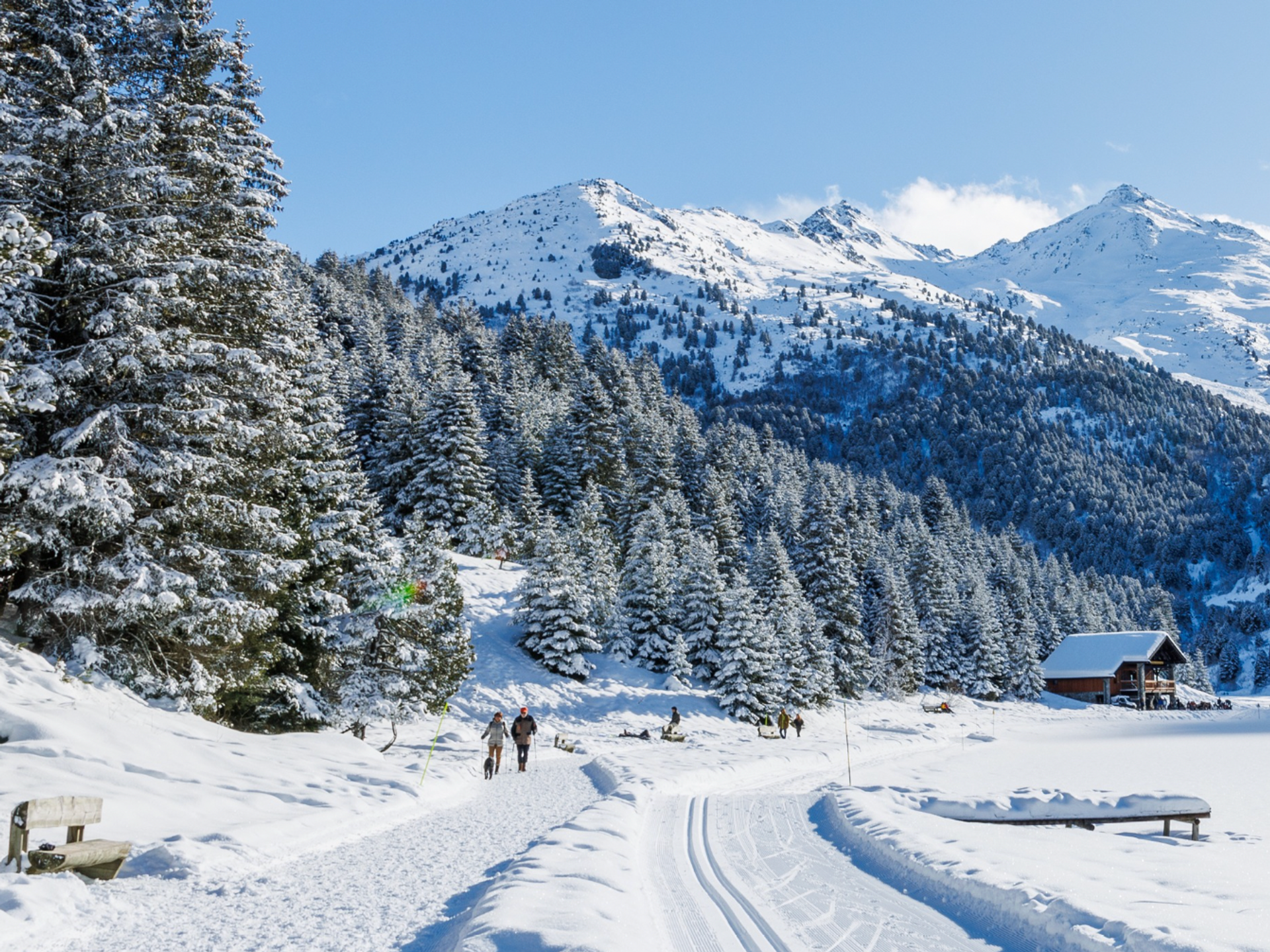 Meribel village nightlife