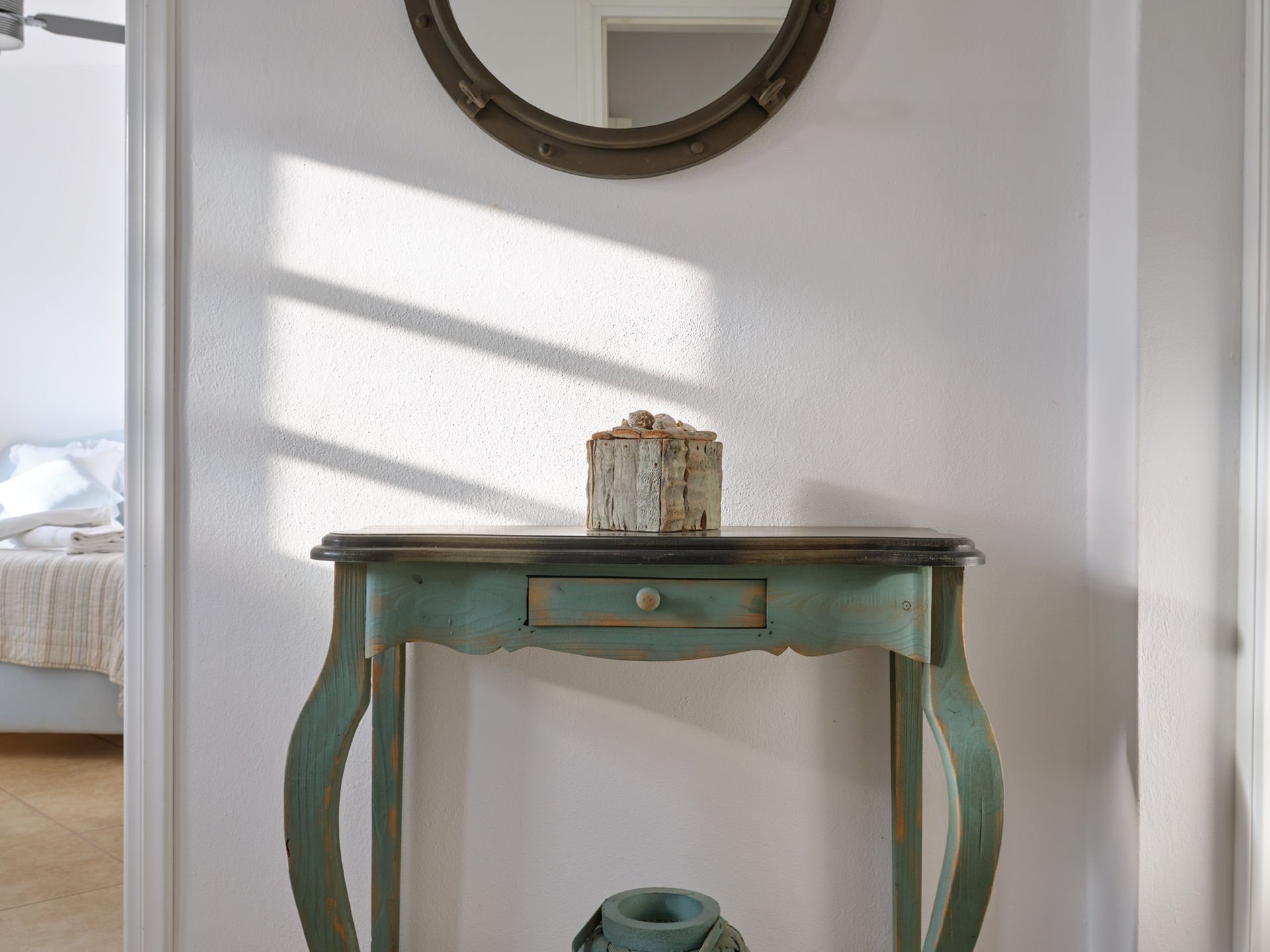 Paros villa hallway detail